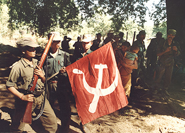 india maoist camp chhattisgarh 20090420