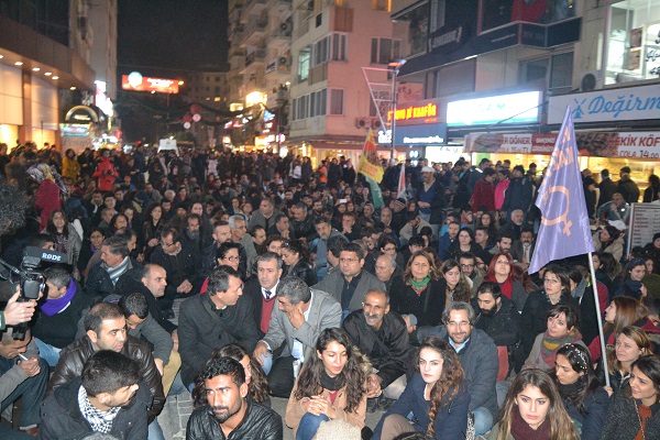 İzmirde T. Kürdistanı için eylem