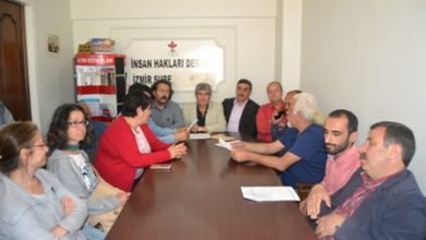 İzmir İHD basın toplantısı