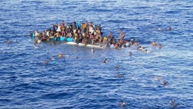 Sicilya da mülteci teknesi battı