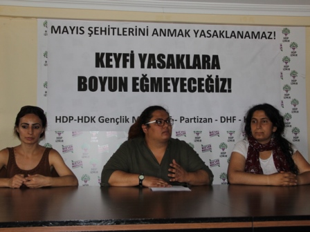 İzmirde 18 Mayısın yasaklamasına karşı basın toplantısı