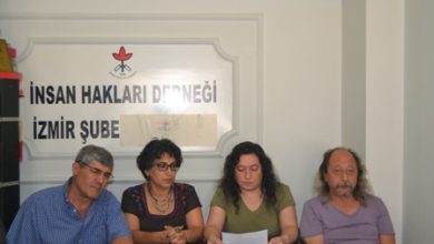 İHD İzmir tutuklu gazeteciler için basın toplantısı