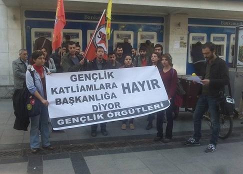 İzmir gençlik örgütleri basın açıklaması
