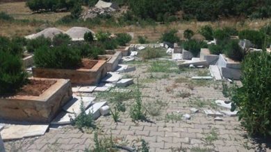 Asker yine mezarlıklara saldırdı