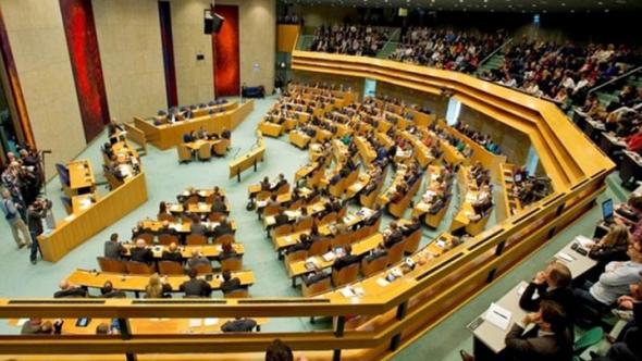 hollanda parlementosu ermeni soykırımını tanıdı