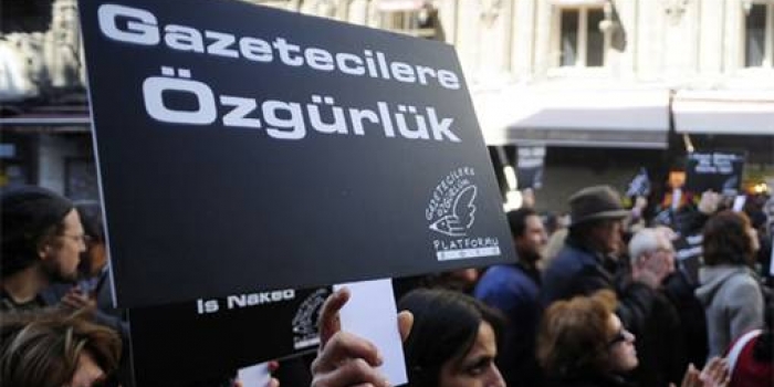 Özgür Gazeteciler İnisiyatifi Ocak 2018de 17 gazeteci gözaltına alındı 7 gazeteci tutukladı